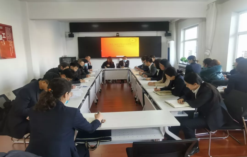恒行娱乐集团、温泉集团召开“两会”及元旦春节信访维稳专题会议